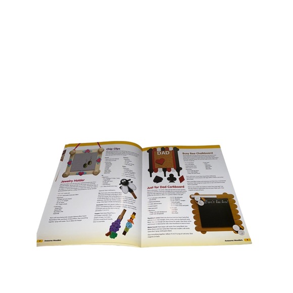 Awesome Woodlets Wooden Cut-out Projects For Every Season Book - Picture 3 of 3